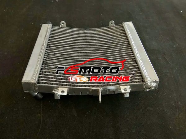 Radiator, Aluminiumbygning, Høj Termisk Ledningsevne, Kompatibel med KTM 950SM