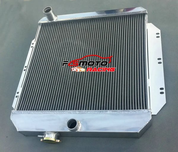 Radiator, Aluminiumkonstruktion, Kerne størrelse 548mm x 480mm, Samlet størrelse 665mm x 610mm, Passer til 1960-1962 Chevy/GM, 30% Øget Køling