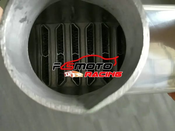 Turbo Intercooler, Dimensioner 600x300x76mm, Indløb/Udløb 76mm, Materiale Legeret Aluminium, Universel Kompatibilitet, Ydelsesforbedring