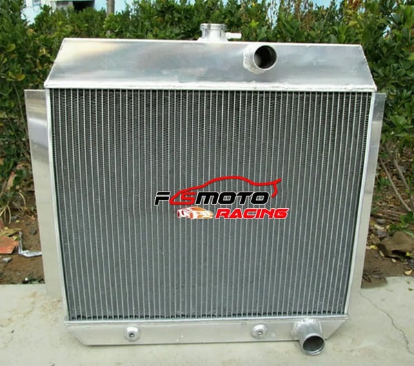 Radiator, Aluminium Materiale, Kerne Størrelse 350 × 668 × 16 mm, Indløbs/Udløbs Størrelse 32/32 mm, Til CHEVY L6 Bel Air 1951-1954