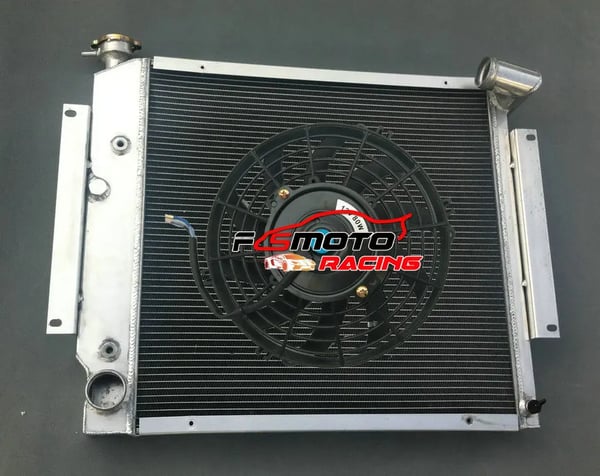 Radiator, Aluminium, Kerne Størrelse 558mm x 548mm, Samlet Størrelse 710mm x 550mm, Indløbs/Udløbs Størrelse 50mm, Kompatibilitet med V8 Motorer