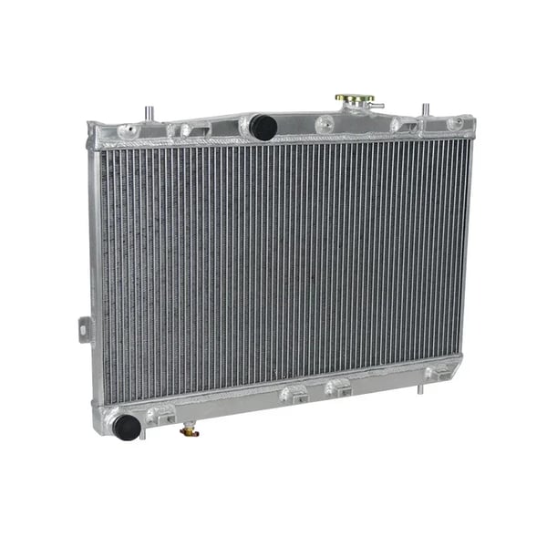 Radiator, legering aluminium, kerne størrelse 375mm x 670mm x 26mm, samlet størrelse 520mm x 710mm x 88mm, indløb størrelse 34mm, udløb størrelse 34mm