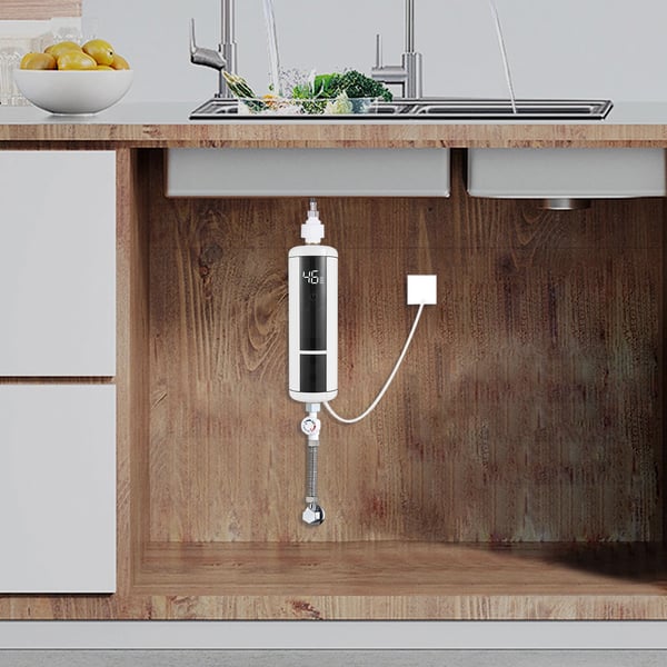 Elektrisk Vandvarmer, 5500W, 220V, Dimensioner 6*21.7cm, Vandtæt Klasse IPX4, Strømkabel Længde 1.4m