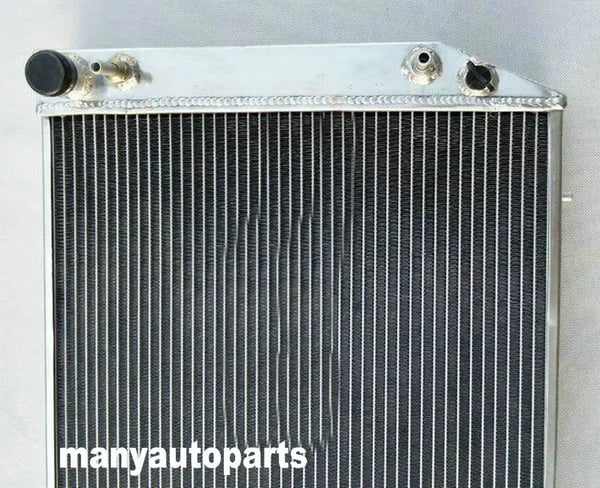 Aluminiumradiator, kraftig design, forbedret kølekapacitet, præcisionsingeniørarbejde