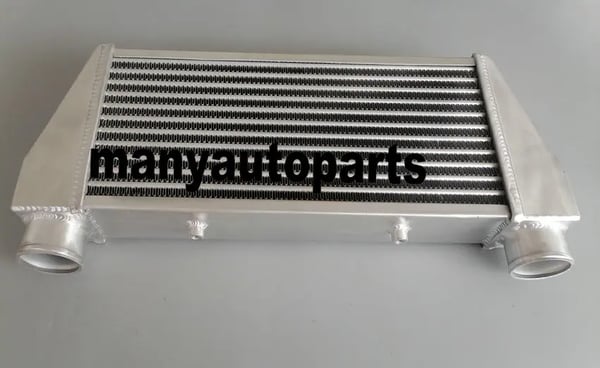 Intercooler, Aluminium Material, 23,5" x 11" x 2,75" Dimensioner, 2,5 kg Vægt, Turboopladet Køretøjs Kompatibilitet, Optimeret Luftstrømsydelse