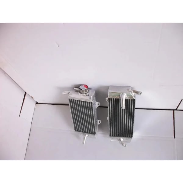 Radiator, aluminiumlegering, forbedret kølekapacitet, holdbar konstruktion, kompatibel med Honda CRF450R/CRF450 2005-2008