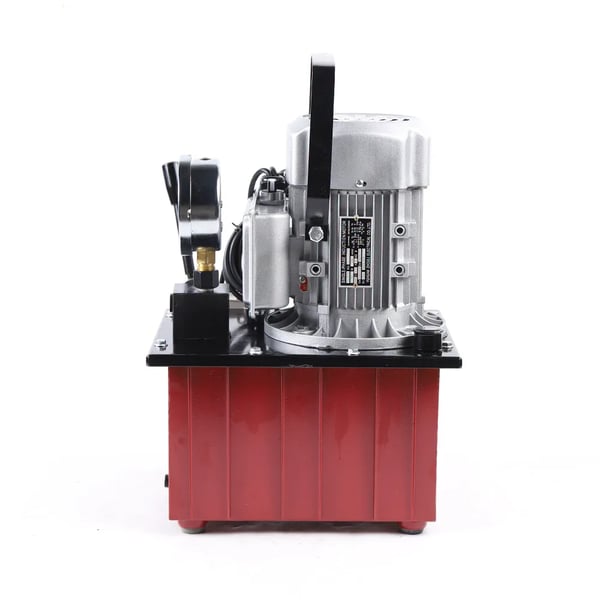 Elektrisk hydraulisk pumpe, 750W, 7L oliekapacitet, 290 psi til 10152 psi, kompakte dimensioner 25x32,5x50 cm, flowhastighed 0,6 til 5 l/min