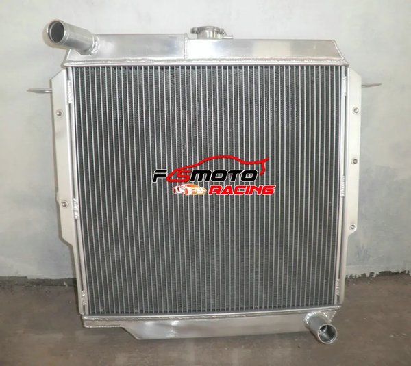 Aluminiumkøler, kerne størrelse 498mm x 523,32mm x 52mm, 3 rækker, kompatibilitet Land Cruiser 70 serie, ydeevneforøgelse 30%, manuel transmission