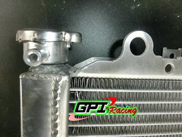 Radiator, Aluminiumkonstruktion, Kompatibel med Yamaha YFM400, Kompatibel med Yamaha YFM450, Letvægtsdesign, Elektrisk kølevifte inkluderet