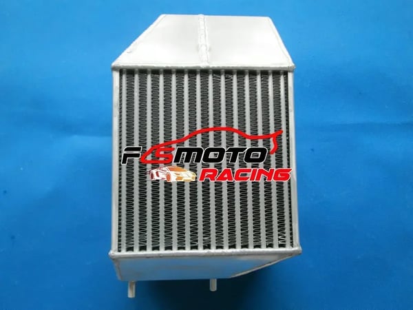 Aluminium Intercooler & Blæser, Frontplacering, Kompatibilitet med Renault R5 GT Turbo, Ydelsesforbedring, Letvægtsdesign
