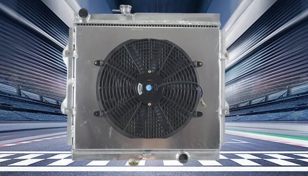 Radiator, Aluminium, Kerne Dimensioner 450mm x 528mm x 40mm, Samlede Dimensioner 575mm x 625mm x 94mm, Indløbsdiameter 38mm, Udløbsdiameter 38mm