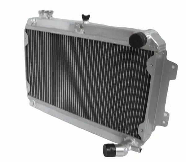 Radiator til Mazda RX-7, 3-rækket design, aluminiumskonstruktion