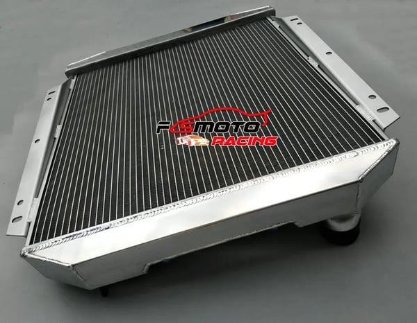 Aluminium Radiator, Kerne Størrelse 18 1/2 x 18 3/4 x 2 1/4 tommer, Indløbsslange 1 1/2 tommer, Udløbsslange 1 3/4 tommer, 3 Kølerækker