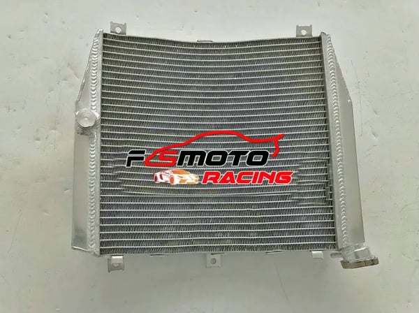 Køler, legeret aluminium, øget kølekapacitet med 30%, nem installation, til ZXR400 ZX400L