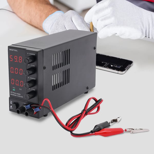 DC Strømforsyning, 300W Udgivelse, Spændingsområde 0-60V, Strømområde 0-5A, LED Display, Fritstående Design