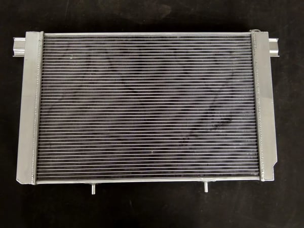 Aluminiumradiator, forbedret kølekapacitet, robust konstruktion