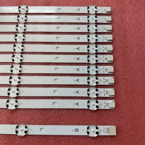 LED baggrundsbelysningsstrimler, længde 710mm, kompatibel med Vestel-modeller, lyskilde: LED-pærer, dæmpbar: Ja, materiale: Aluminium
