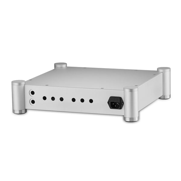 Forstærkerchassis, aluminiumlegering, kompakte dimensioner 362×322×290 mm, intern plads 320×280×62 mm, nettovægt 3,5 kg