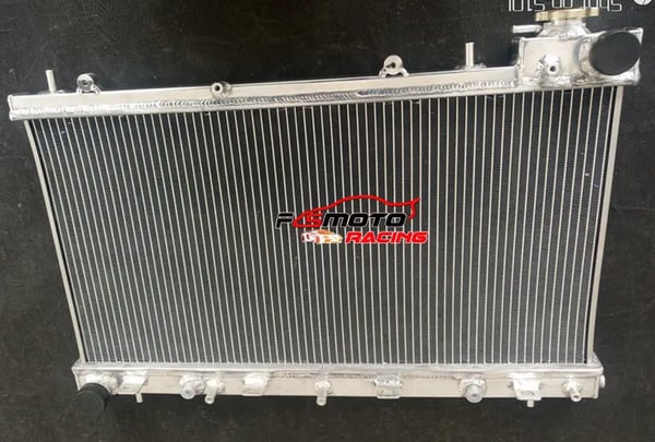 Radiator, Aluminiumkonstruktion, Kerne størrelse 27-1/16” x 13-3/8” x 1”, Kompatibel med Subaru Forester H4 2.5L 1999-2002