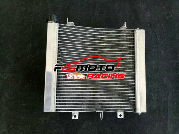 Radiator, Aluminiumbygning, Høj Termisk Ledningsevne, Kompatibel med KTM 950SM