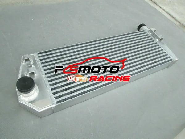 Intercooler, Aluminium, Kerne Størrelse 635mm x 244mm x 60mm, Samlet Størrelse 795mm x 302mm x 110mm, Indløb/Udløb 50mm
