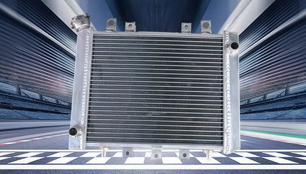 Radiator, Aluminiumkonstruktion, Skræddersyet Design, Høj Termisk Ledningsevne, Kompatibel med KAWASAKI 4X4i KVF BRUTE FORCE 750, Letvægts