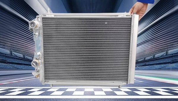Lancia Delta HF Integrale Aluminiumkøler, Præcisionspasform, Optimal Køleeffektivitet, Holdbar Konstruktion