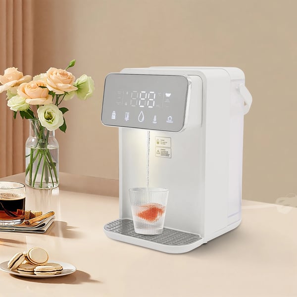 Vandvarmer, 2000W, 3,5L kapacitet, justerbar temperatur 25-99°C, digital skærm, borddesign