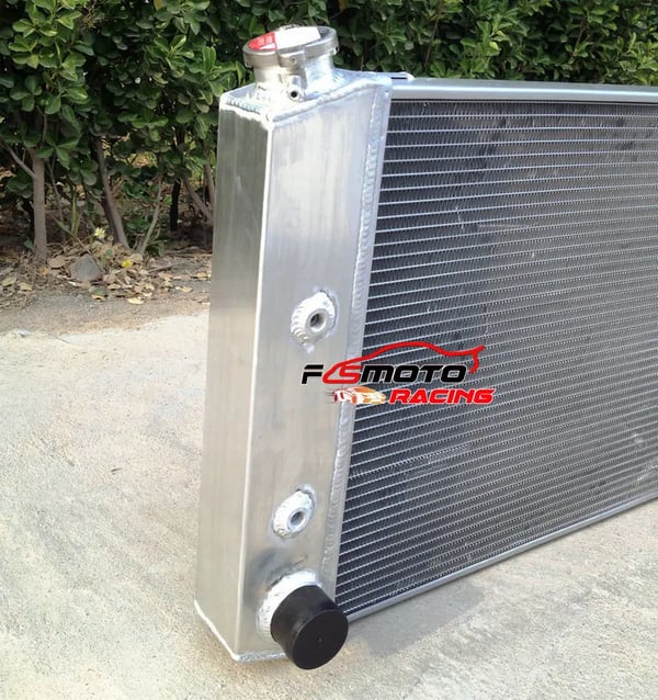 Radiator, Aluminium, Kerne Størrelse 495mm x 425mm x 52mm, Samlet Størrelse 640mm x 435mm x 70mm, Indløb Størrelse 45mm, Udløb Størrelse 38mm