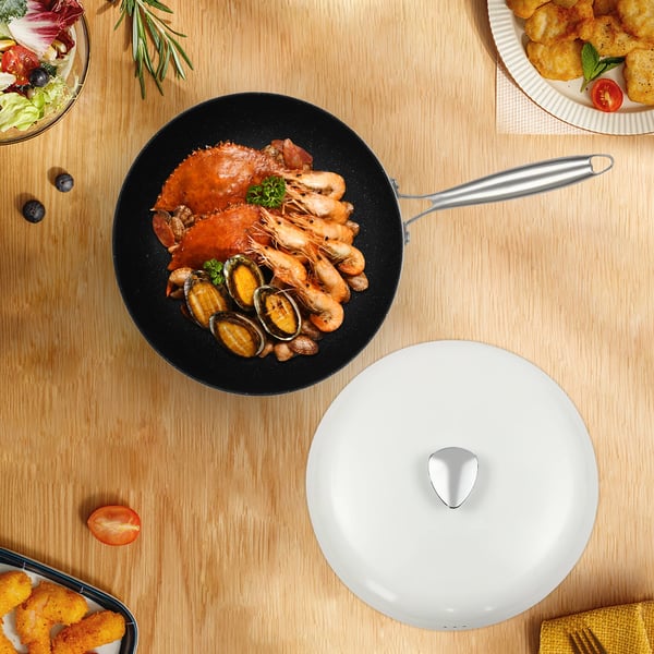 Stegepande, 12,6 tommer Diameter, Non-stick Belægning, Egnet til 2-8 Personer, Varmebestandig op til 380°C, Nem at Rengøre