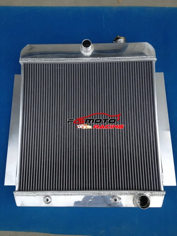 Radiator, Aluminium Material, 3 Rækker, Kompatibel med 1955-1959 Chevy/GMC Lastbiler, Forbedret Køleeffektivitet, Direkte Montering