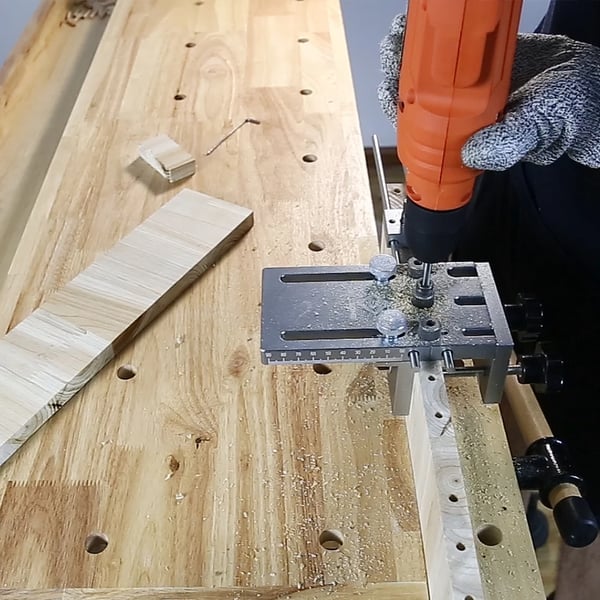 Wood Dowelling Jig, 3-i-1 Alsidig Værktøj, Nem at Bruge, Holdbar Konstruktion