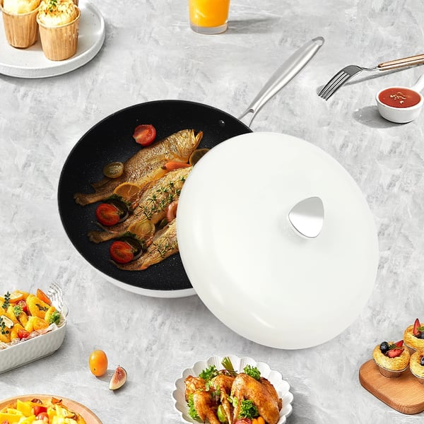 Stegepande, 12,6 tommer Diameter, Non-stick Belægning, Egnet til 2-8 Personer, Varmebestandig op til 380°C, Nem at Rengøre