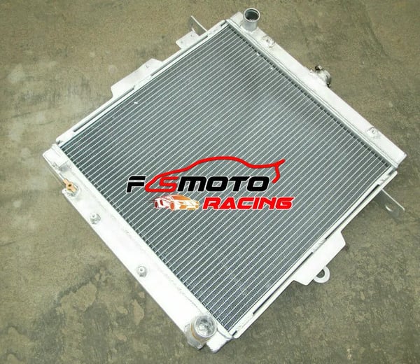 Radiator, Aluminium, Kerne Størrelse 518mm x 500mm x 50mm, Samlet Størrelse 595mm x 605mm x 65mm, Indløbs/Udløbs Diameter 38mm