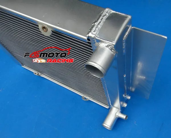 Radiator, Aluminium, Kerne Størrelse 450×398×56 mm, Samlet Størrelse H16"×B27-1/8"×D2-5/8", Indløbs/Udløbs Størrelse Φ1-5/8