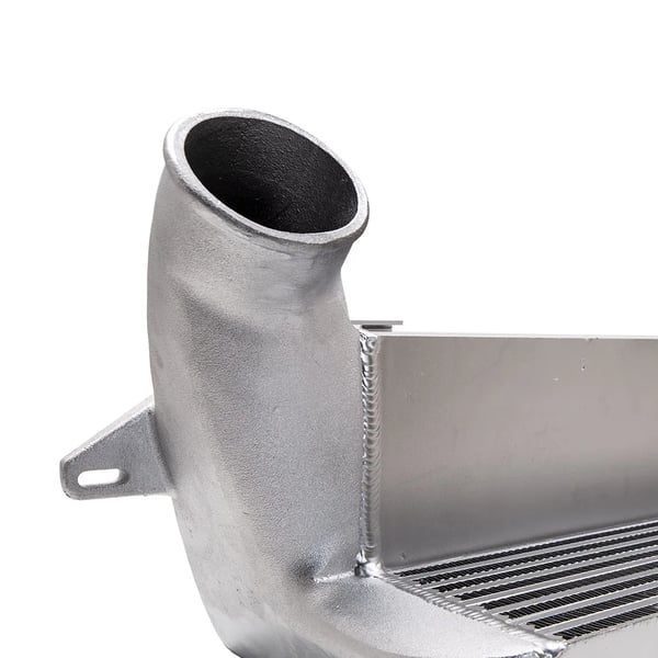 Intercooler-ilmaotto, alumiinimateriaali, 103 mm pituus, 33 mm leveys, 33 mm korkeus, turboahdetuille moottoreille