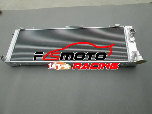 Intercooler Radiator, Aluminium Material, Kerne Størrelse 279mm x 785mm x 52mm, Samlet Størrelse 338mm x 917mm x 169mm, Indløbsdiameter 32mm