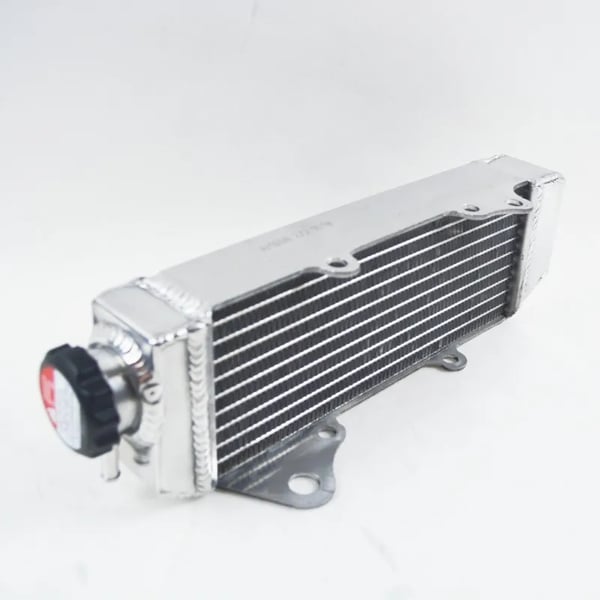 Radiator, aluminiumkonstruktion, direkte pasform til CR85R/CR85RB 2003-2008, høj køleeffektivitet, poleret finish
