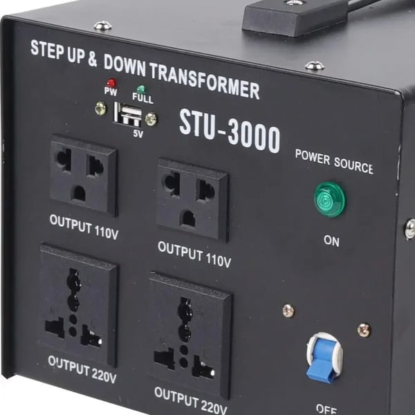 Transformer, Step Up/Down Funktion, Kraftfuld 3000W Udgivelse,sort