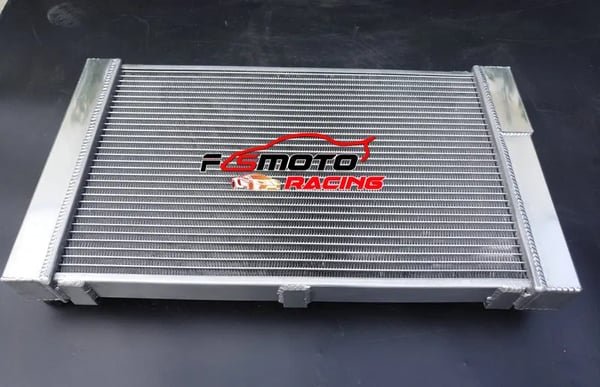 Aluminiumradiator med blæser, høj kølekapacitet, robust konstruktion, fuld kompatibilitet