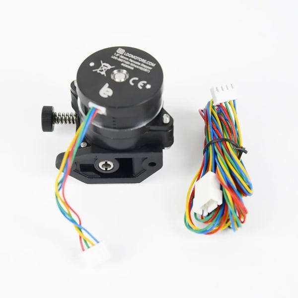 Ekstruder, 11 mm geardiameter, 135 gram vægt, op til 10000 mm/s² acceleration, 120 mm/s retraktionshastighed, kompatibilitet med Voron 2.4