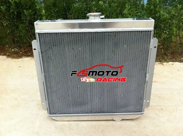 Radiator, Aluminiumkonstruktion, Kerne størrelse 545mm x 434mm x 52mm, Samlet størrelse 665mm x 460mm x 70mm, Indløbsdiameter 38mm