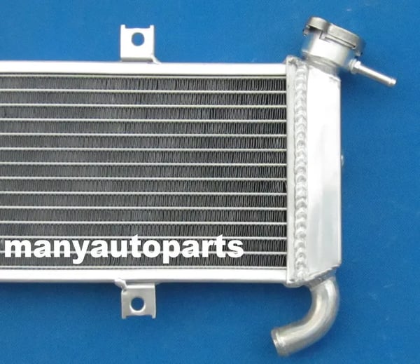 Aluminiumradiator, forbedret kølekapacitet, holdbart TIG-svejset design, poleret finish