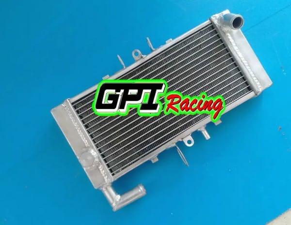 Radiator, Aluminium, Forbedret Køling, Kompatibel med Motorcykel CB400, Ideel til Modeller 1992-1998, Holdbart Design