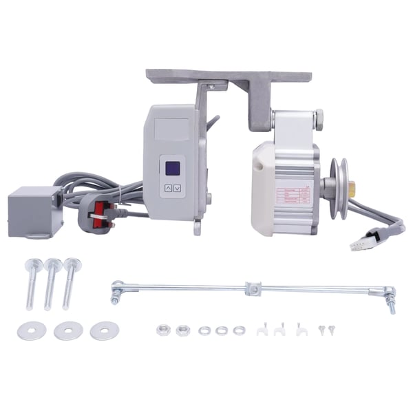 Symaskinsmotor, 550W effekt, justerbar hastighet 200-4500 rpm, mått 25,5x14x19,5 cm, isoleringsklass F, hållbart aluminiummaterial