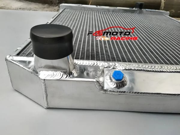 Køler, aluminiumkonstruktion, multi-række kerne, integreret transmissionskøler, perfekt pasform til 1954-1956 V8