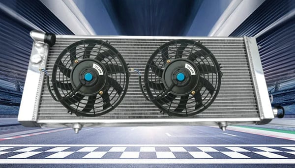 Aluminium Radiator, Kerne Størrelse H605mm x B265mm x D42mm, Samlet Størrelse H730mm x B300mm x D100mm, Indløbsdiameter 35mm, Udløbsdiameter 35mm