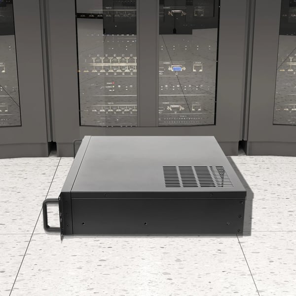 Chassi, Material: Plast, Kompatibilitet: Stöder mini ITX och micro ATX, Strömförsörjning: ATX, Lagring: Stöder 3 x 3.5 HDD och 1 x 2.5 SSD