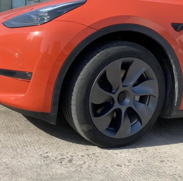 Hjulafdækning, 19 Tommer Diameter, Holdbart Plastmateriale, Cyklon-Style Design, Kompatibilitet med Tesla Model Y, Nem Snap-On Installation
