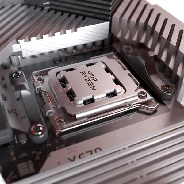 Processor, 6 kärnor, 12 trådar, 5 GHz max boost